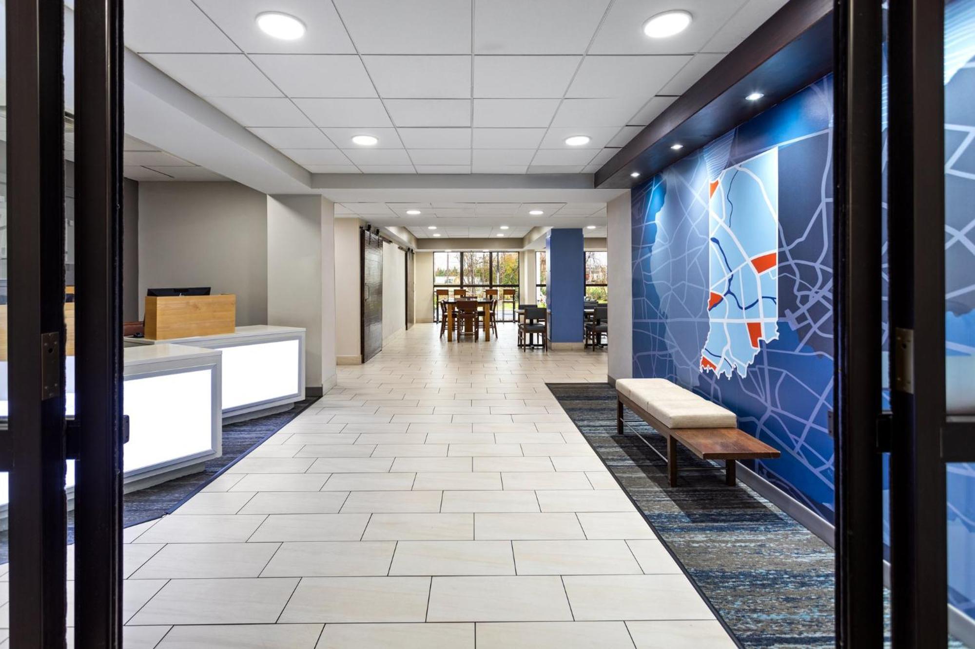 Holiday Inn Express - New Albany Bagian luar foto